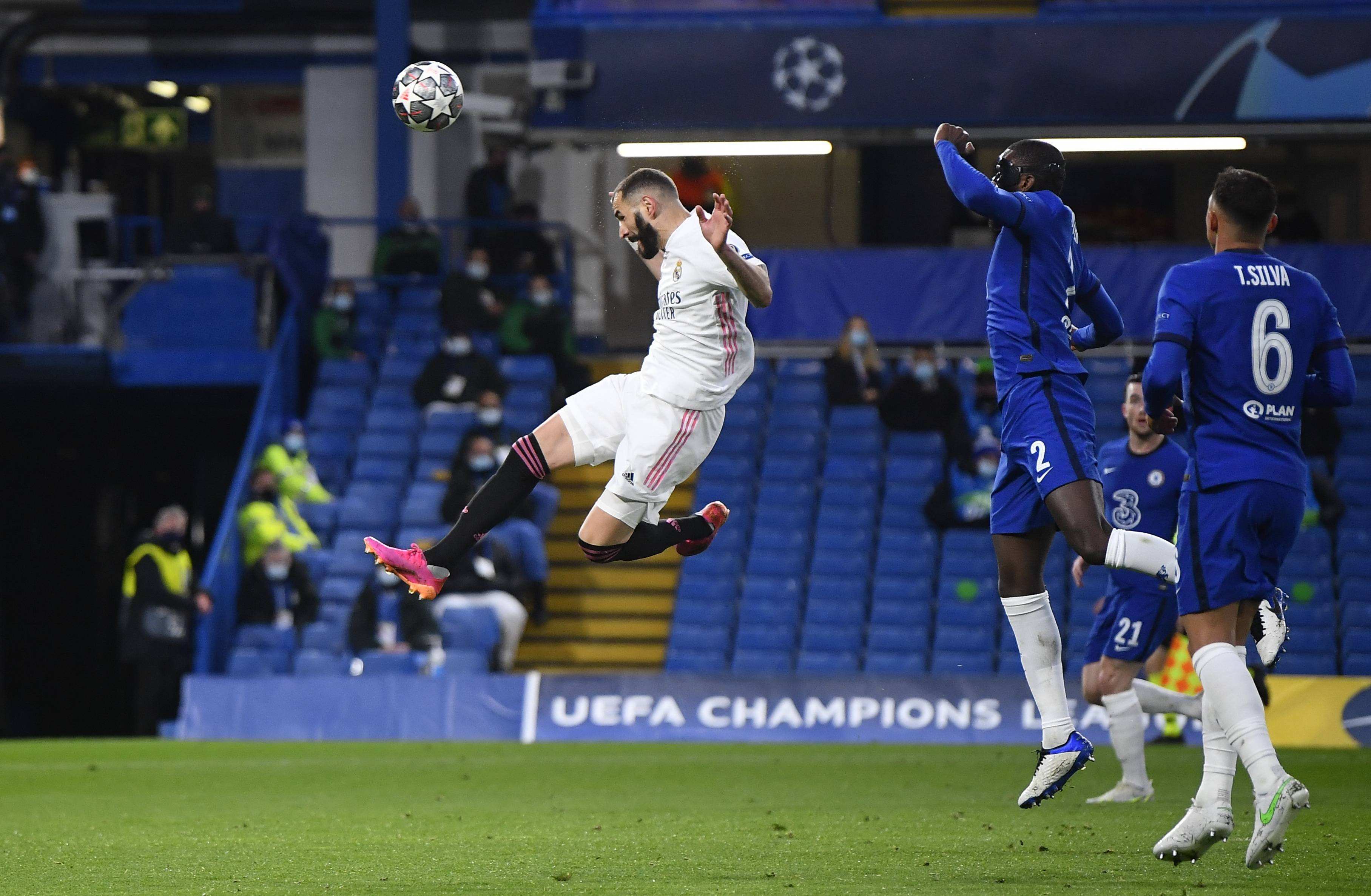 关于巴黎圣日耳曼战平巴萨，内马尔梅开二度世界杯的信息