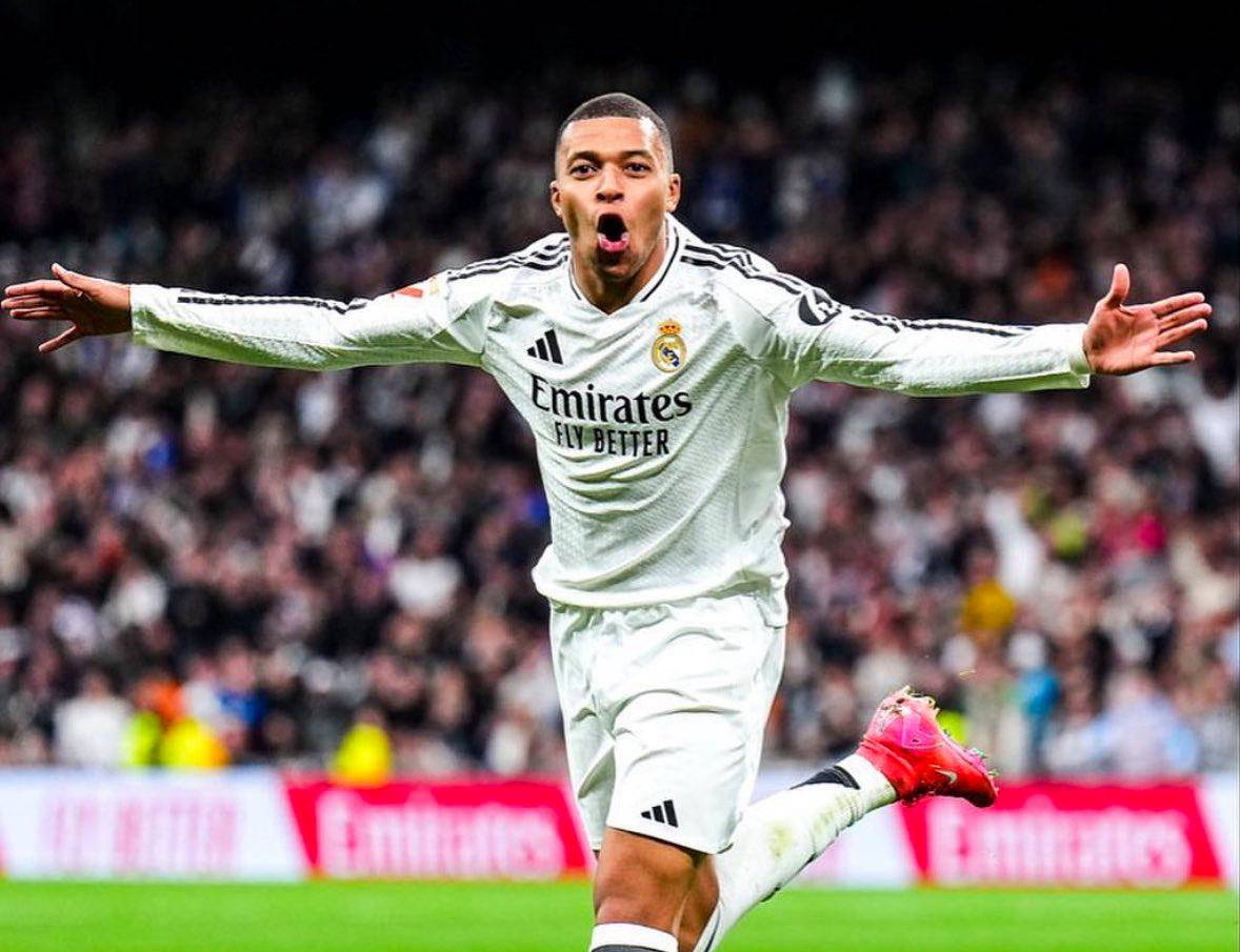 曼城轻取多特蒙德,姆巴佩乌龙送礼英超 曼城轻取多特蒙德,姆巴佩乌龙送礼英超