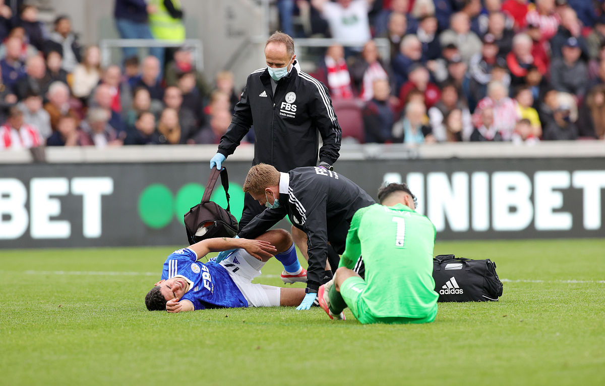 乌龙球助拜仁：慕尼黑逆袭击败皇马的简单介绍